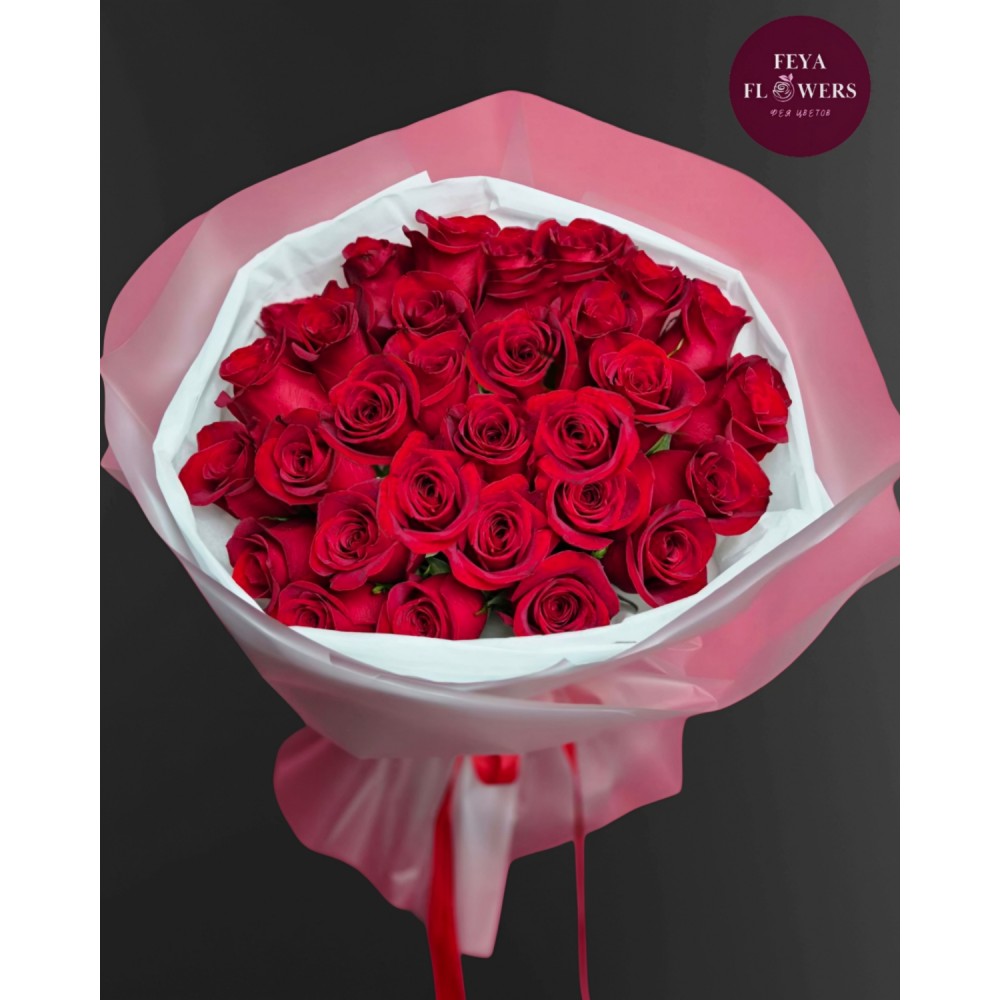 Букет из 31 красных роз